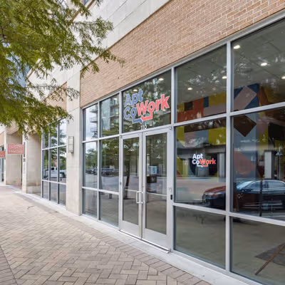 3870 Ponte Ave, Addison Image 6