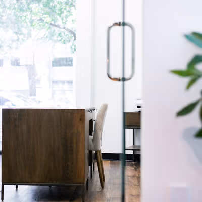 5052 Addison Cir, Addison Image 8