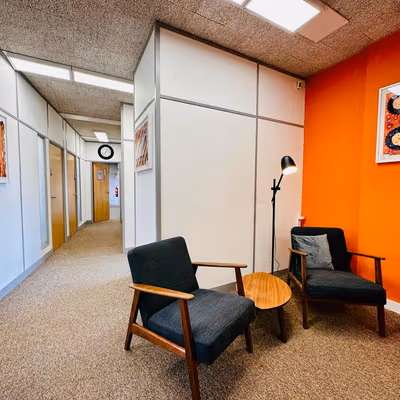 69 High Street, Berkshire Image 1