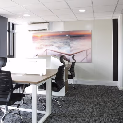 9 The Straight Avenue, Pine Slopes Image 2