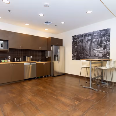 5200 Meadows Road, Lake Oswego Image 9