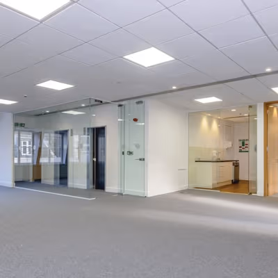 6 Laurence Pountney Hill, London Image 5