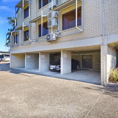 29 Cinderella Drive, Springwood Image 15