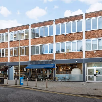 1 Bridge Lane, Greater London Image 6