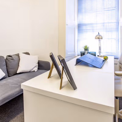 9 Newton Place, Glasgow City Image 6