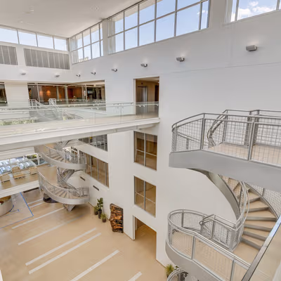 130 E John Carpenter Fwy, Irving Image 9