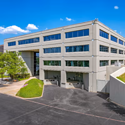 130 E John Carpenter Fwy, Irving Image 8