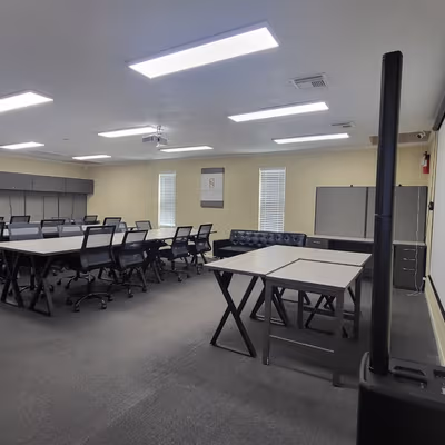 2409 Maxwell Ln, Deer Park Image 2