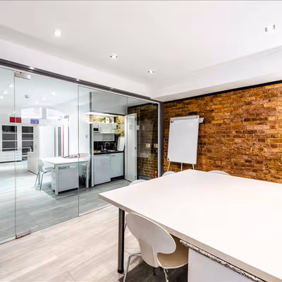 23-25 Mill Street, London Image 2