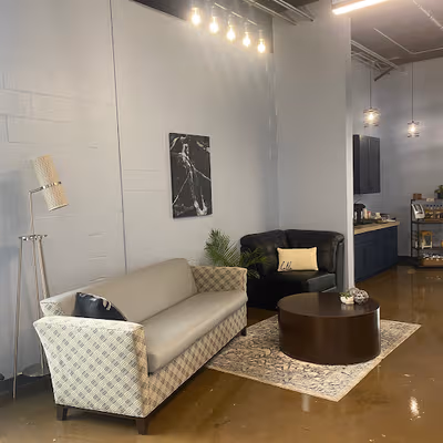 757 Reading Rd, Mason Image 2