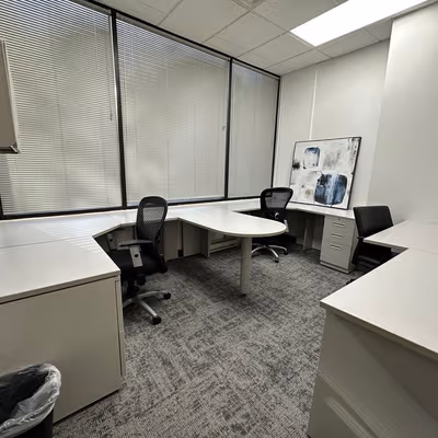 12 Penns Trail, Newtown Image 2