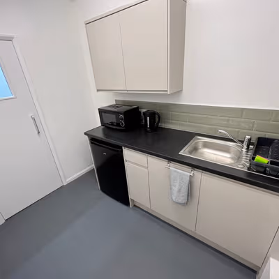 43A Towngate, West Yorkshire Image 5