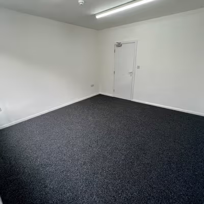 43A Towngate, West Yorkshire Image 9