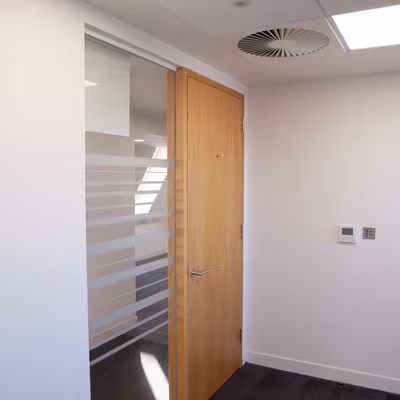 99 Kings Road Chelsea, London Image 9