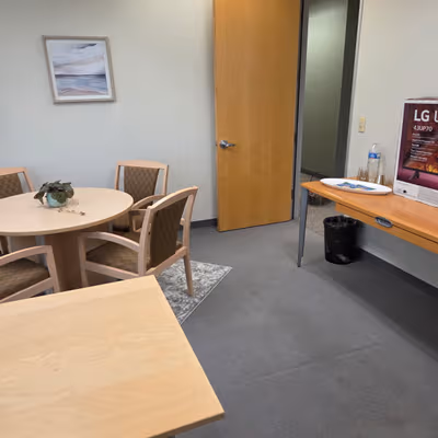 12725 Sw Millikan Way, Beaverton Image 6