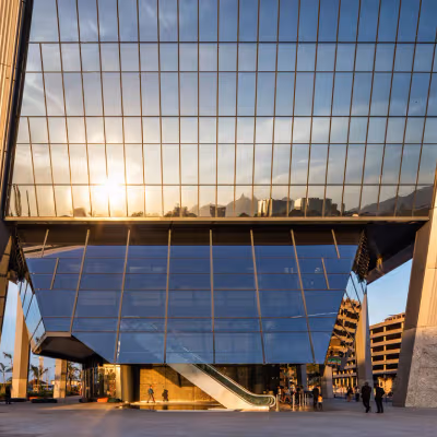 2000 Av Oscar Niemeyer, Santo Cristo Image 6