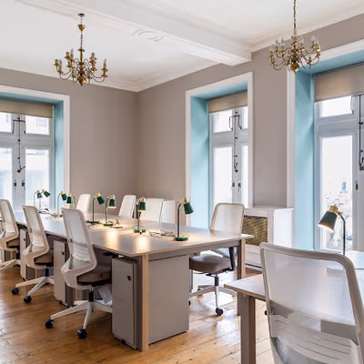 1 Horse Guards Avenue, Westminster Image 1