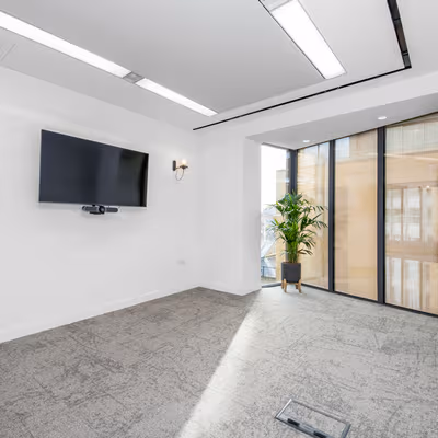 25 Bury Street, London Image 11