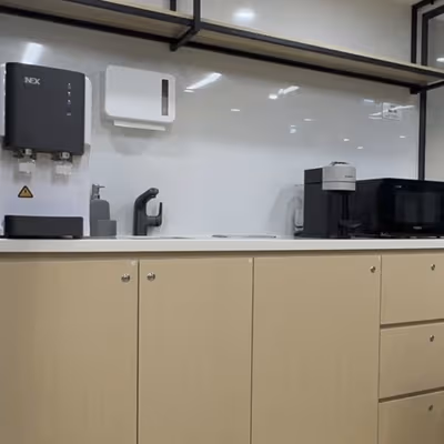 138 Queen's Road Central, Central Image 5