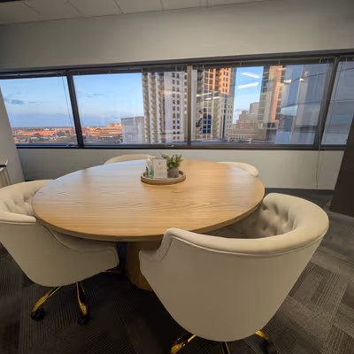 440 Louisiana Street, Houston Image 4