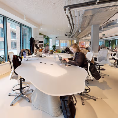 13 Courbevoie, Louvain-la-neuve Image 1
