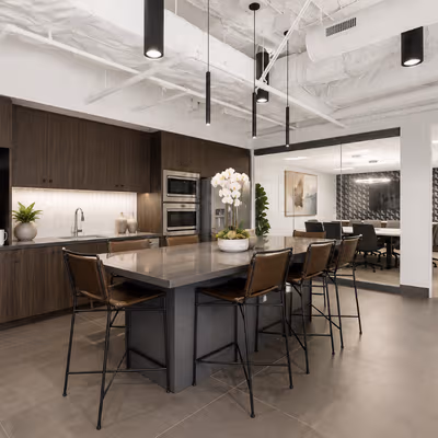9465 Wilshire Boulevard, Beverly Hills Image 3
