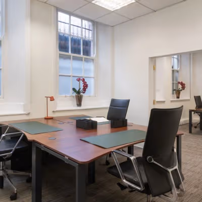 28 Grosvenor Street, Mayfair Image 4