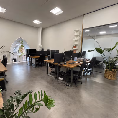 16 Oakfield Road, Clifton Image 1