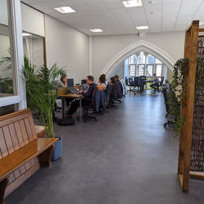 16 Oakfield Road, Clifton Image 11