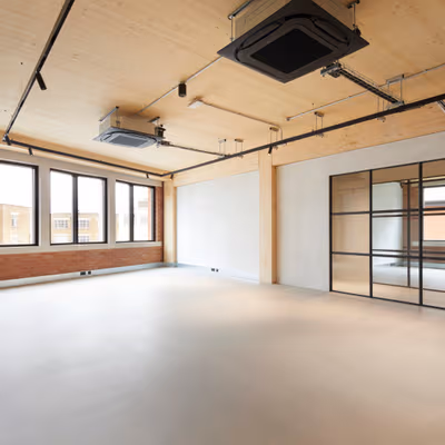 19 Bellefields Road, Greater London Image 7