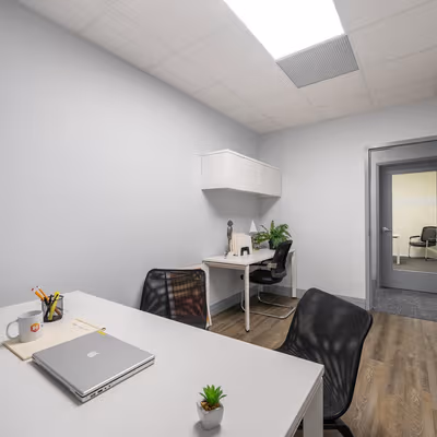 190 Harwood Ave S, Ajax Image 5