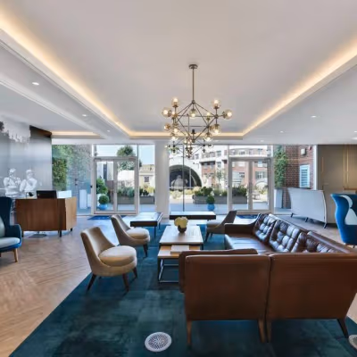 81 Fulham Rd, Chelsea Image 2