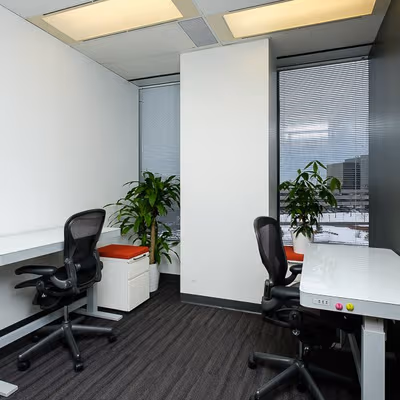 175 Commerce Valley Dr W, Thornhill Image 1