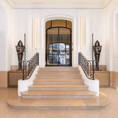 2 Rue De La Baume, Paris Image 4