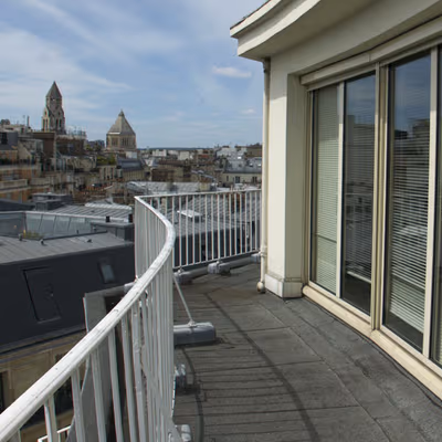 41 Avenue George V, Paris Image 8