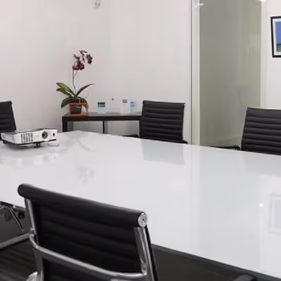 41 Avenue George V, Paris Image 4