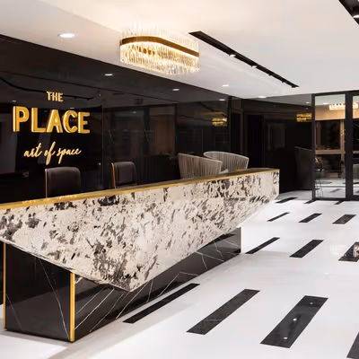 Sheikh Zayed Rd, Dubai Image 8