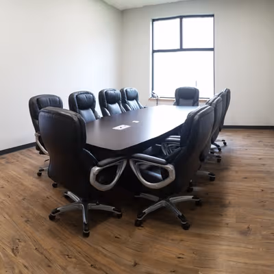 1089 Longfellow Dr, Hiawatha Image 2