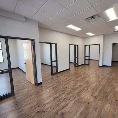 1089 Longfellow Dr, Hiawatha Image 1