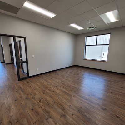 1089 Longfellow Dr, Hiawatha Image 3