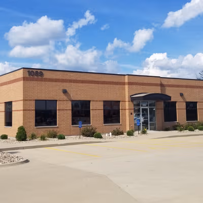 1089 Longfellow Dr, Hiawatha Image 7