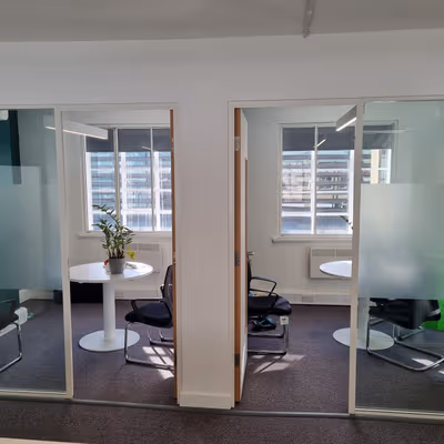 351 Oxford St, London Image 12