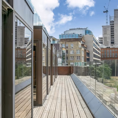 30 City Road, London Image 6