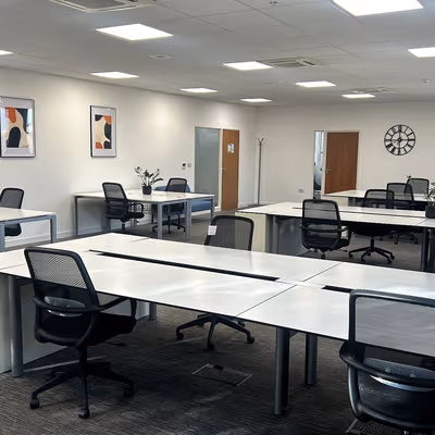 Harvest Crescent, Hampshire Image 11