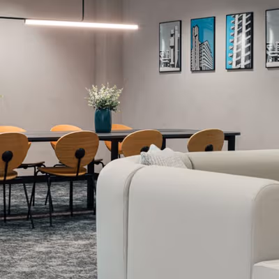 140 Aldersgate St, London Image 3