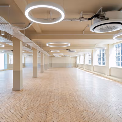 20 Garrett St, London Image 4