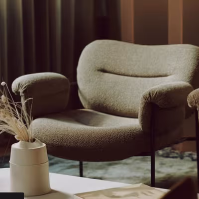 12 Red Lion Square, Holborn Image 3