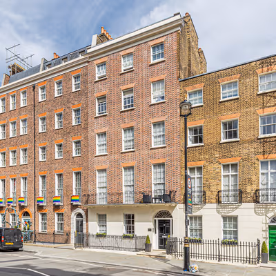 Seymour Street, Greater London Image 7