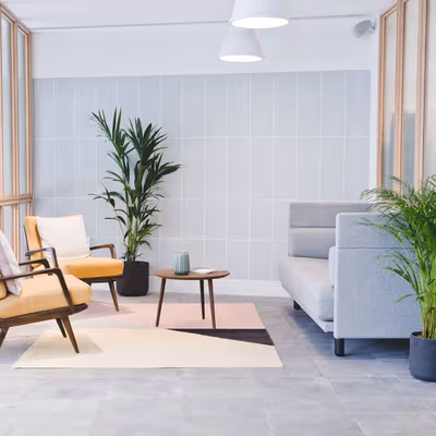 3 Lloyds Avenue, London Image 4