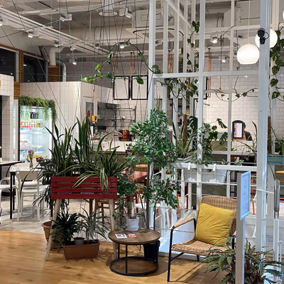 36 Saint Mary At Hill, London Image 4